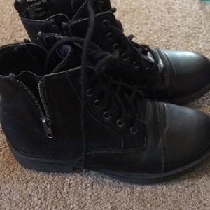Girls ankle boots
